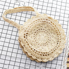 Load image into Gallery viewer, Circular straw shoulder handbag with cell phone pocket