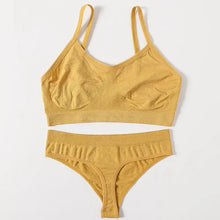 Load image into Gallery viewer, Women’s Seamless Bra & Thong Set - Mellirose