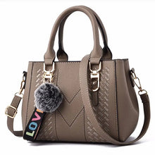 Load image into Gallery viewer, Women’s Embroidery Leather Messenger Bag