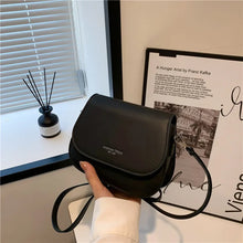 Load image into Gallery viewer, Standing Out Saddle Crossbody Bag