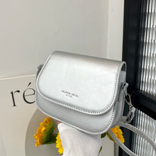 Load image into Gallery viewer, Standing Out Saddle Crossbody Bag
