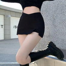 Load image into Gallery viewer, Black split mini skirt for women - MELLIROSE