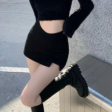 Load image into Gallery viewer, Black split mini skirt for women - MELLIROSE
