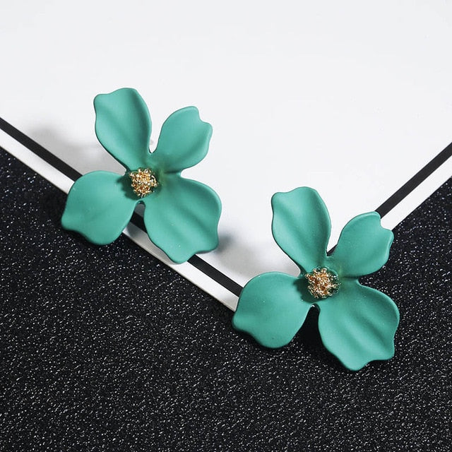 Fresh & Sweet Flower Studs - MELLIROSE